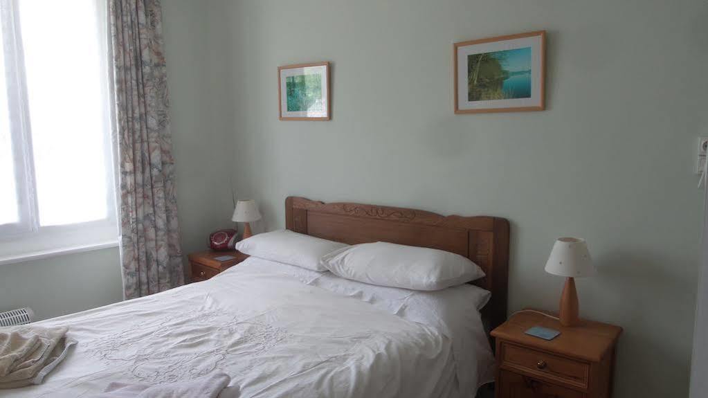 Webb'S Of Glomel B&B 외부 사진